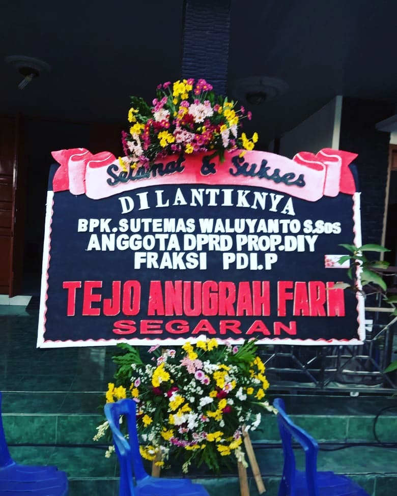 Bunga Papan Selamat & Sukses